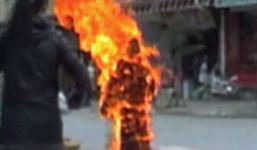 Tức giận chồng hờ, thiếu nữ tự thiêu